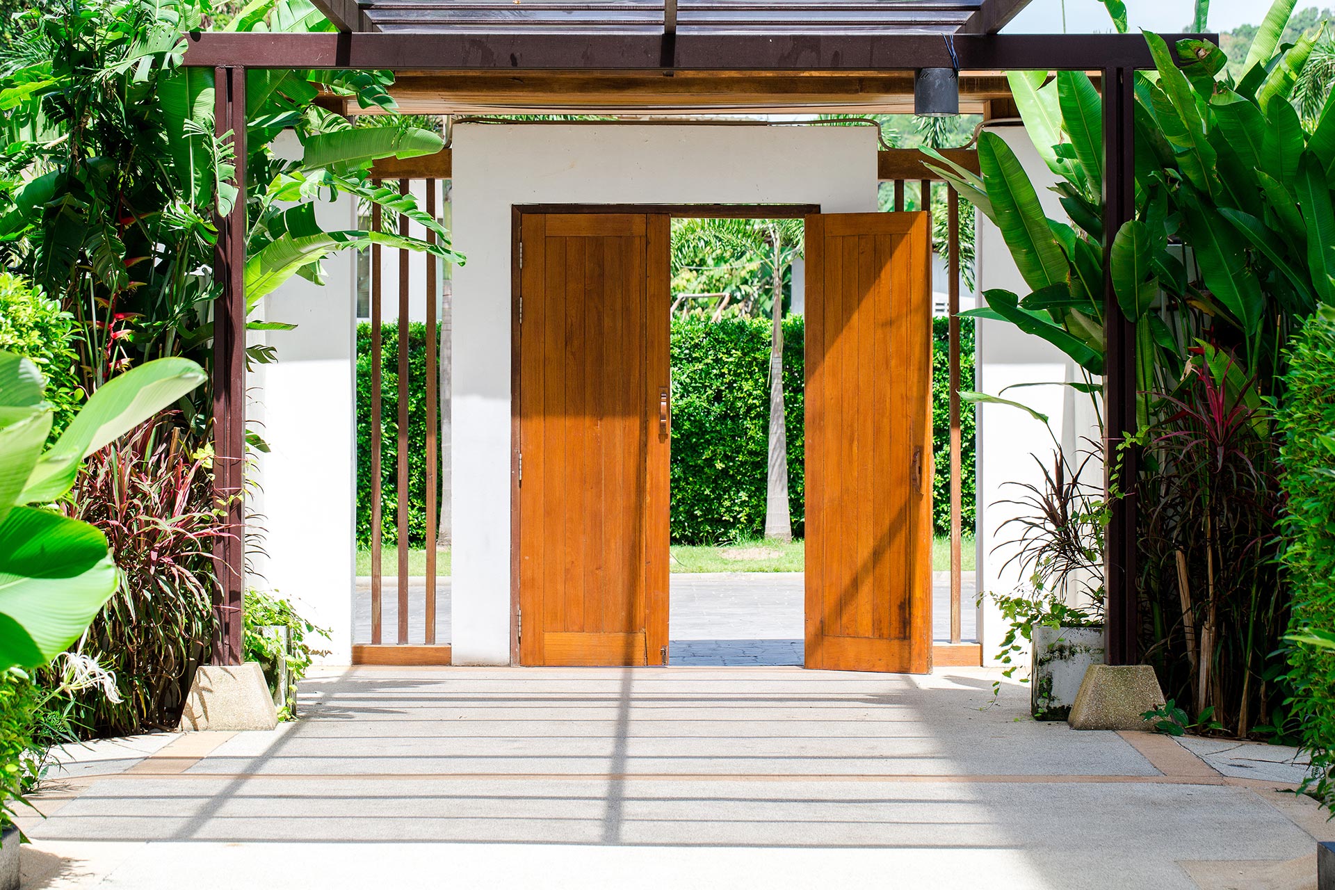 Tour Reed and Delphine Krakoff’s Storied Connecticut Estate