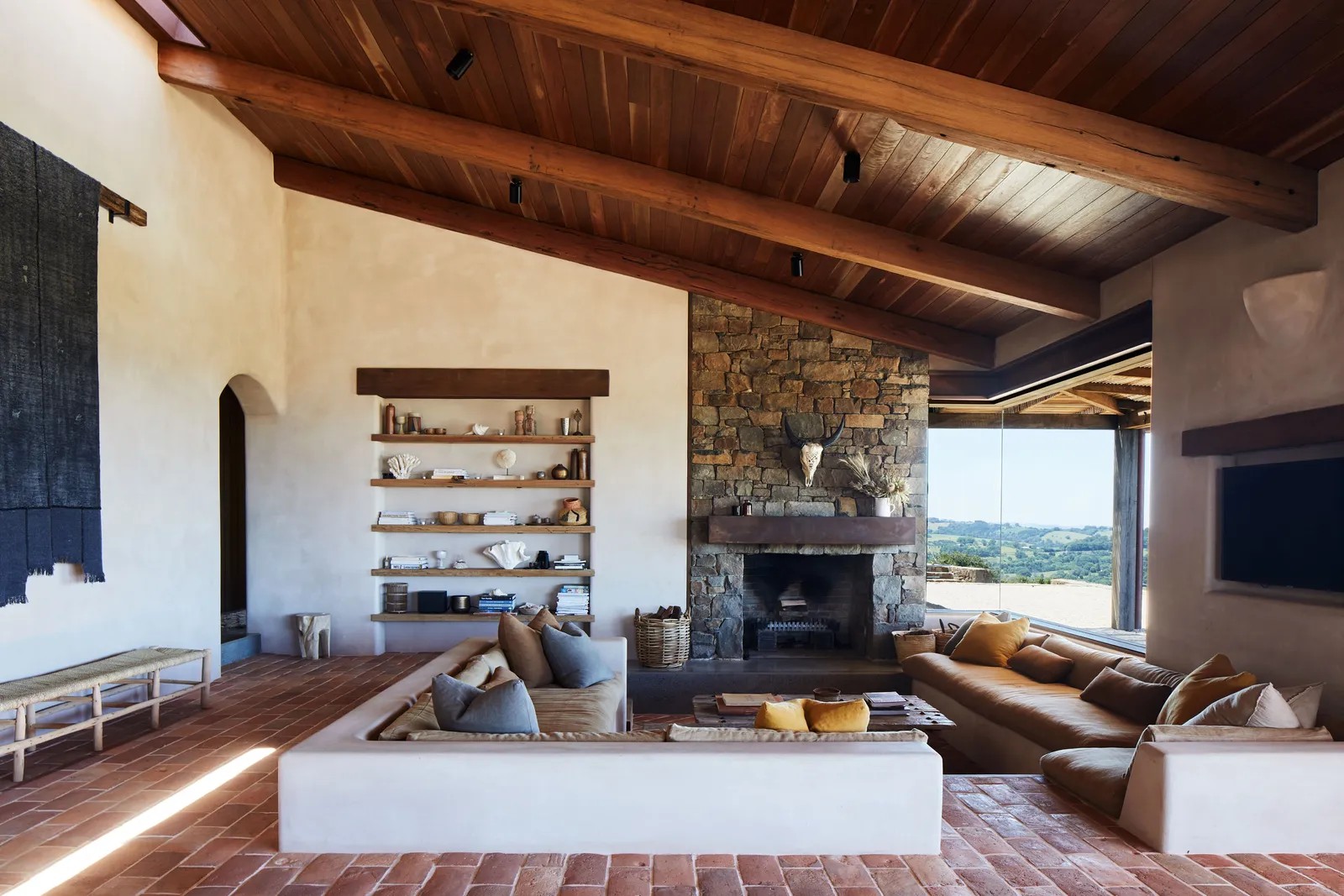 The Ultimate Guide to Interior Painting in Byron Bay